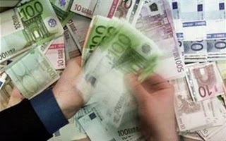 Τέρμα στα μετρητά για συναλλαγές άνω των 3.000 ευρώ