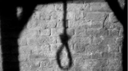 Κρεμασμένος βρέθηκε αστυνομικός στα Τρίκαλα