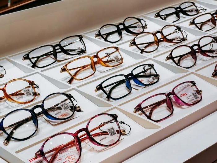 ΕΟΠΥΥ: Βήμα – βήμα πώς θα αποζημιωθείτε για γυαλιά οράσεως